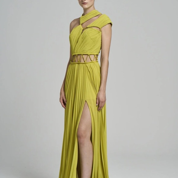 Elegant Yellow Evening Gown